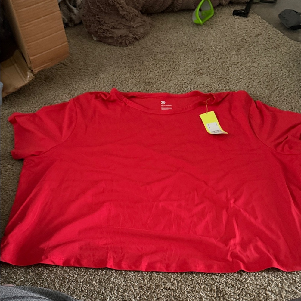 All in Motion Red Women's Short Sleeve Tee